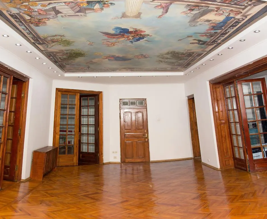 Apartment Faryna Bucharest 0*,