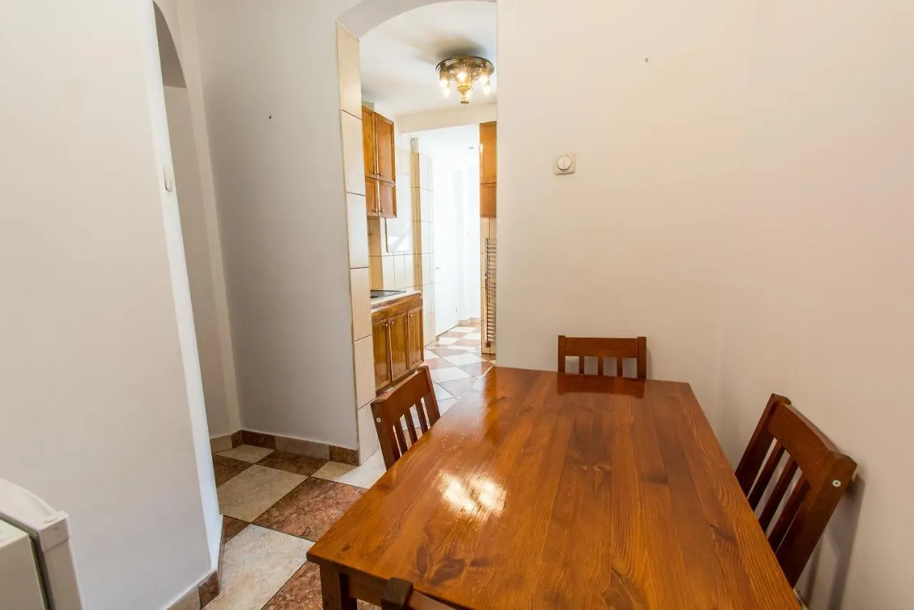 Apartment Faryna Bucareste